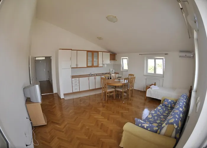 アパート Apartments Trogir トロギール