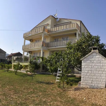 Apartments Trogir Апартаменты